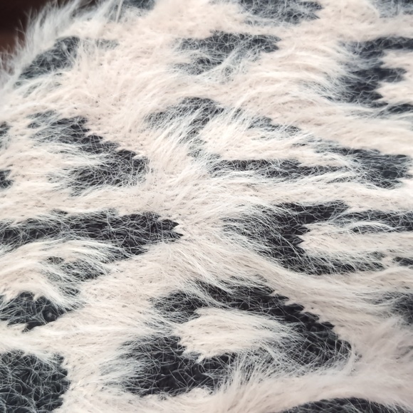 Janice Apparel Cardigan Size Medium - Picture 8 of 10